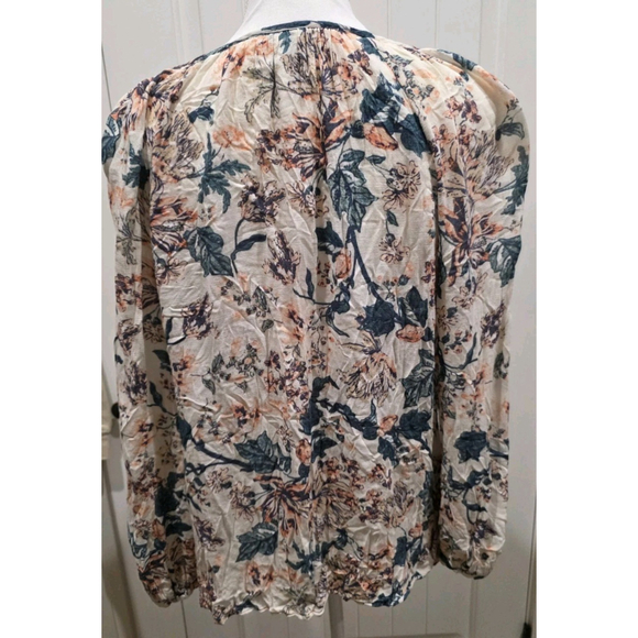 Lucky Brand Light Weight Mixed Floral Print Half Button Tie Front Blouse Size L - Picture 3 of 8